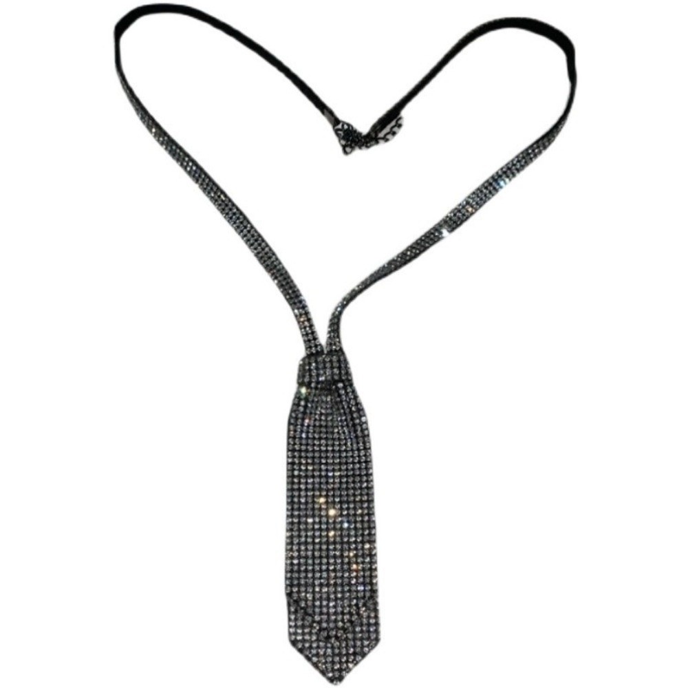 ربطة عنق مزدوجة الطبقات مرصعة  - مراجعة Bow Tie Pre Tied وسعره